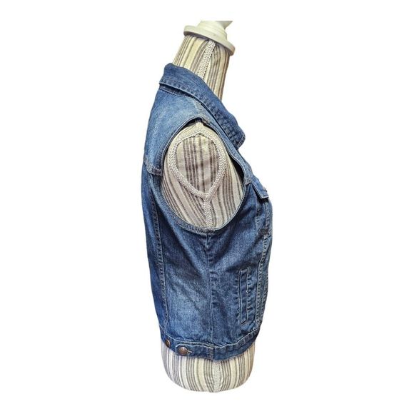 Adam Levine Denim Vest Womens SZ M Blue Solid Button up Sleeveless Y2K - Picture 4 of 5